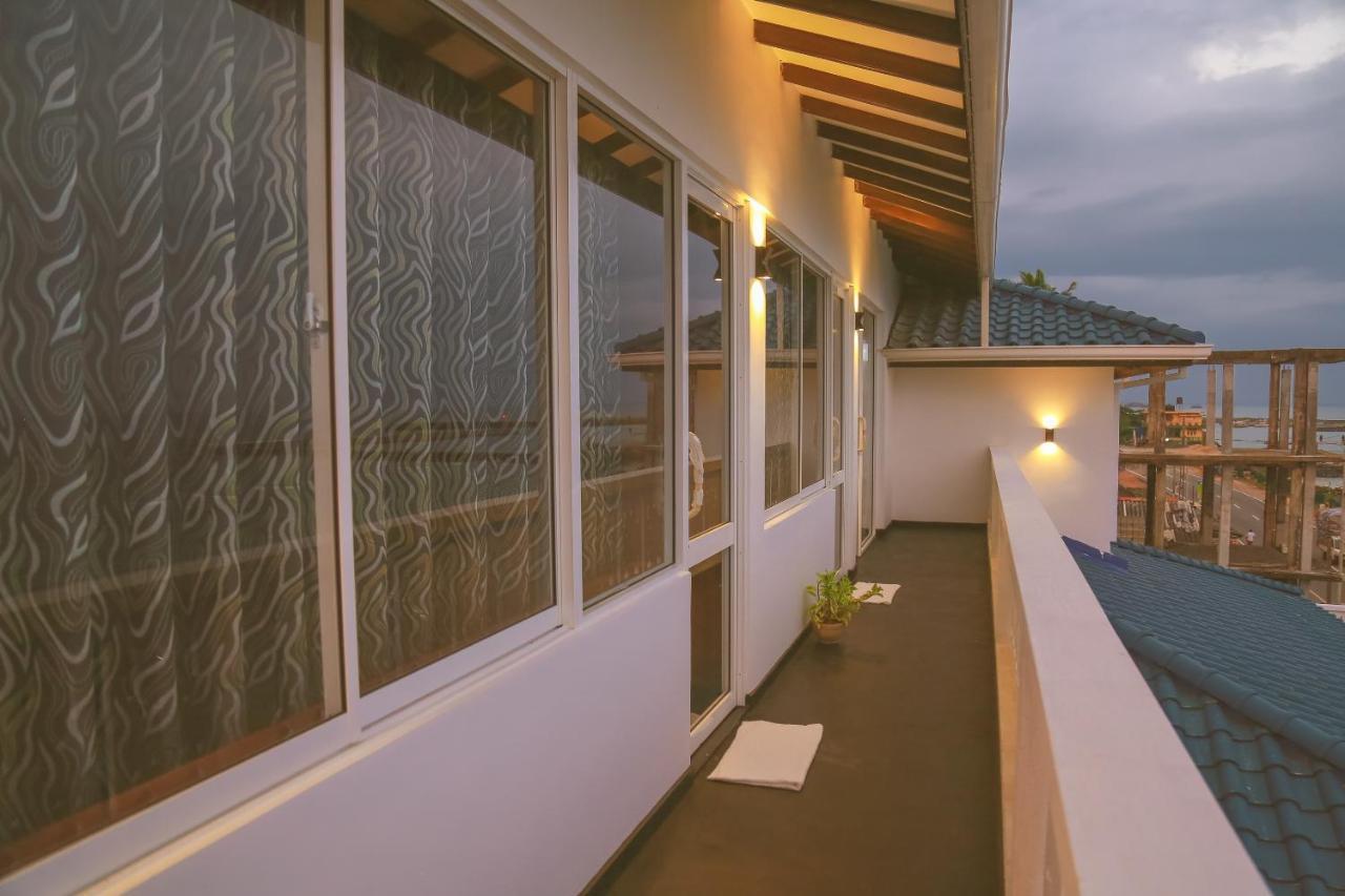Hikka Ocean Resort Hikkaduwa Exteriör bild
