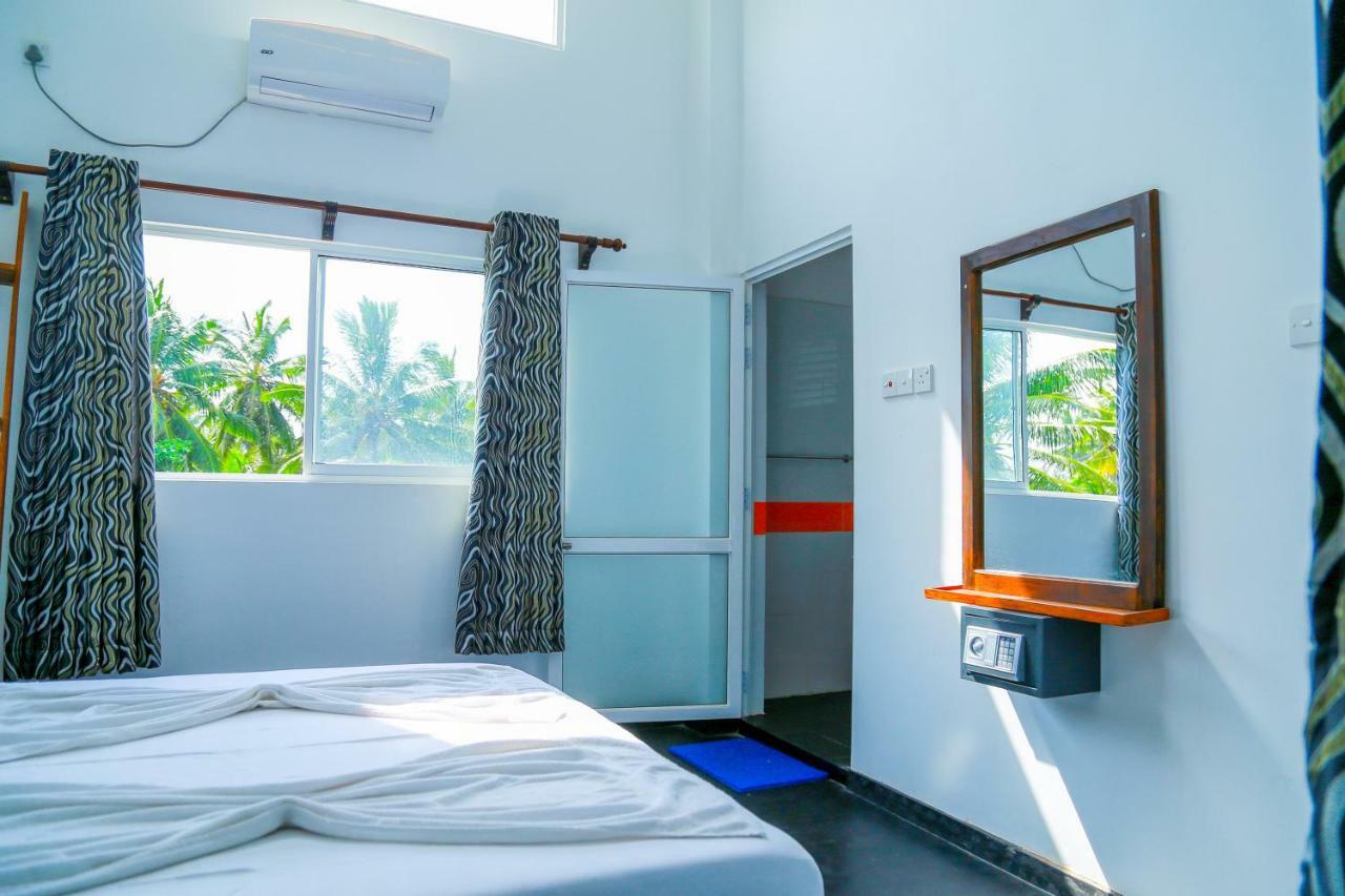 Hikka Ocean Resort Hikkaduwa Exteriör bild
